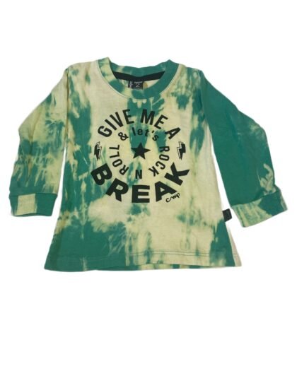 Remera marca Compacto